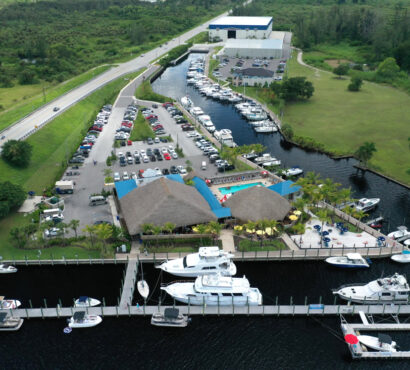 Hinckley Yachts Expands its Gulf Coast Operations at Sweetwater Landing